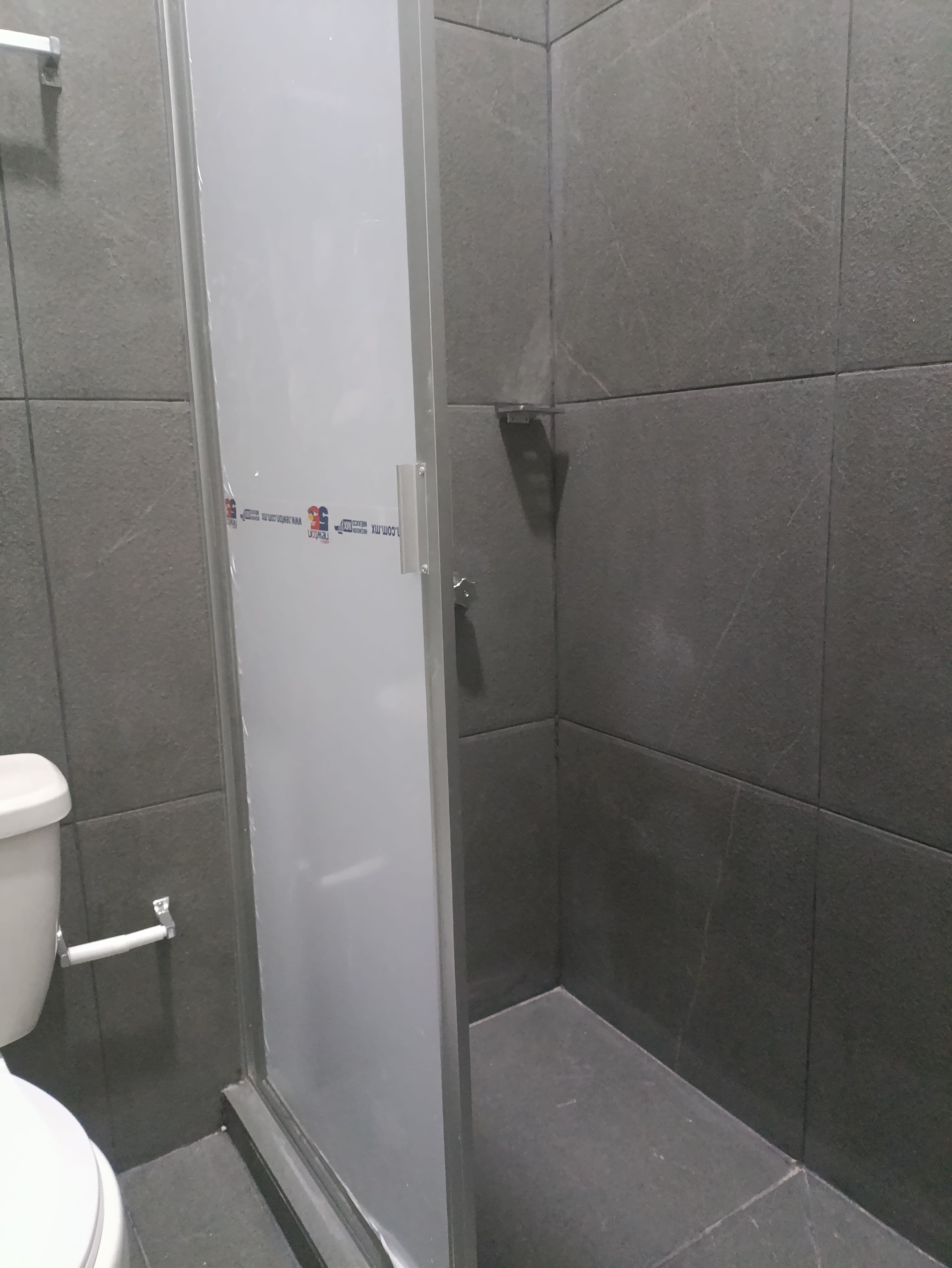 Locales Comerciales en Renta en Querétaro, Colonia Manantiales - 5