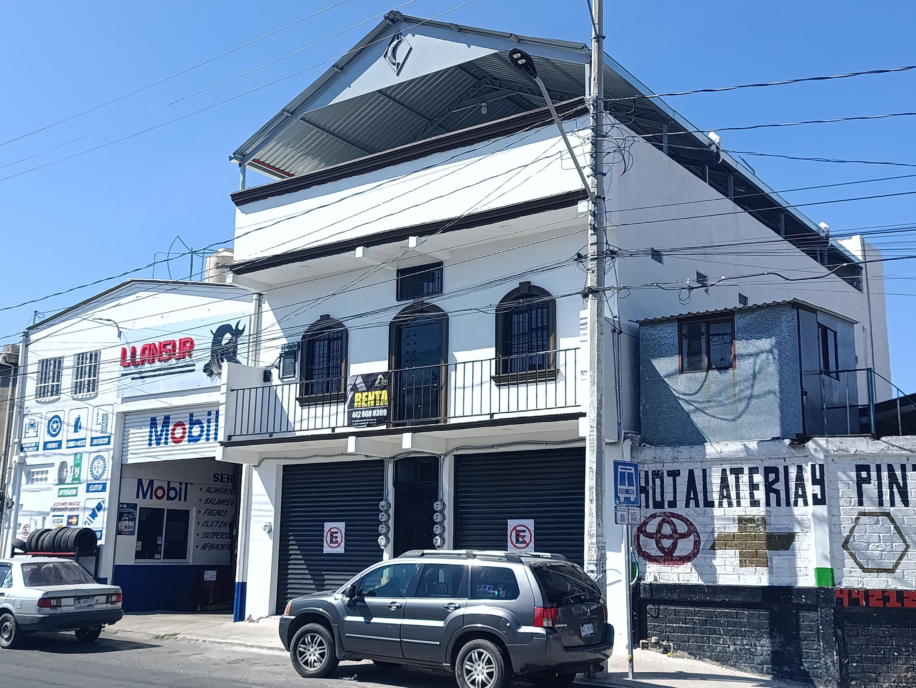 Locales Comerciales en Renta en Querétaro, Colonia Manantiales - 6